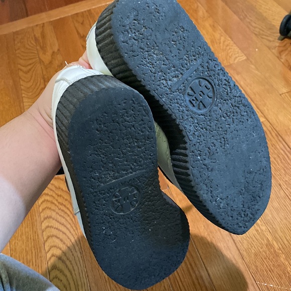 COPY - TUKS - Picture 8 of 12